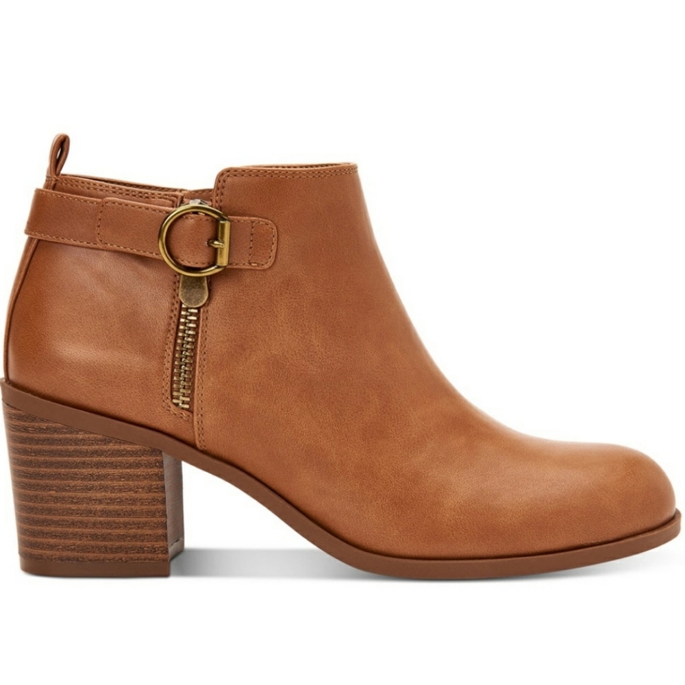 🆕️ Style & Co block heel ankle boots